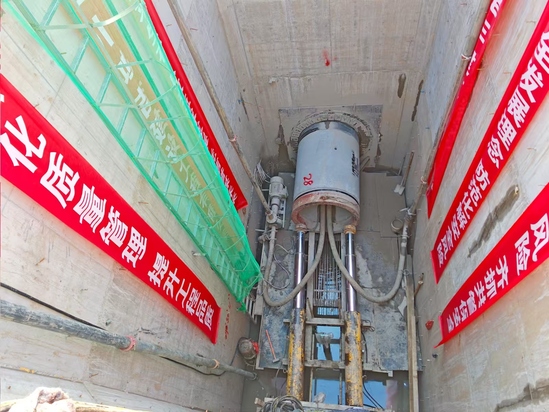頂管施工-南方公司張鵬珍攝.jpg